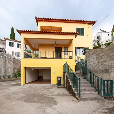 Flowers Island House 7 Funchal (Madeira)